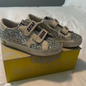 Golden Goose Kids Glitter Velcro Sneakers in Silver